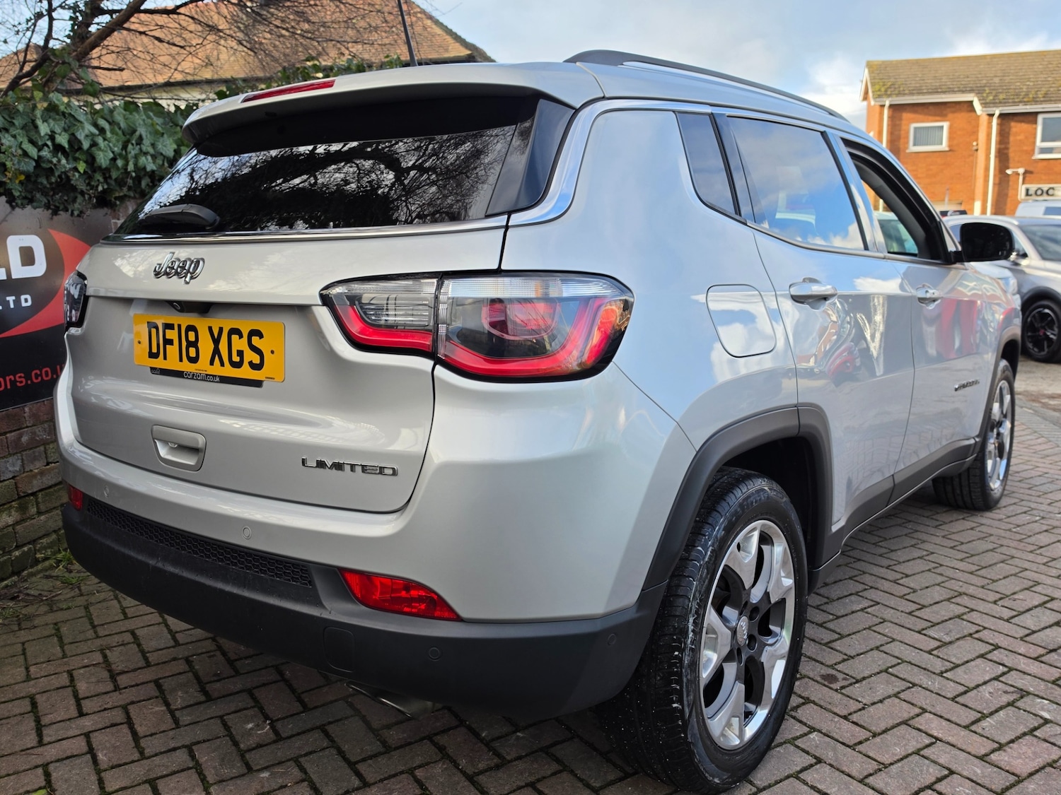 Used Jeep Compass 2018 for sale - 77880820: Photo 9