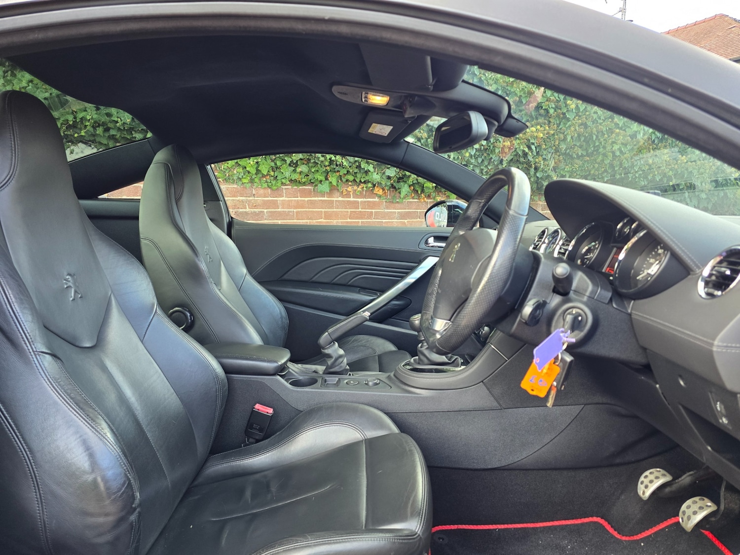 Used Peugeot RCZ 2014 for sale - 76384257: Photo 13