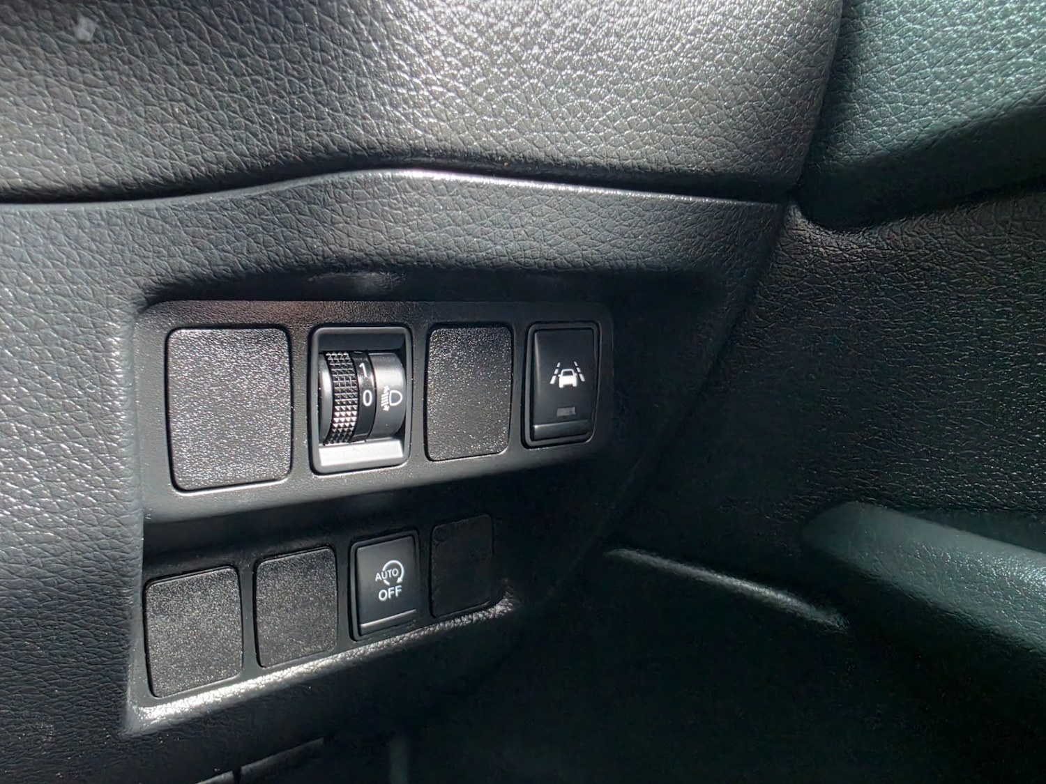 Used Nissan Qashqai 2018 for sale - 77880782: Photo 26