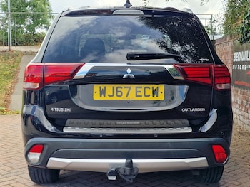 Used Mitsubishi Outlander 2017 for sale - 75972596: Photo