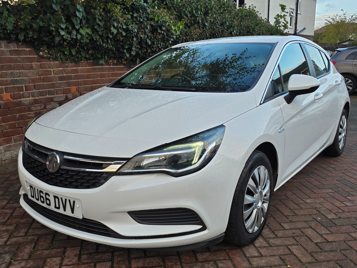 Used Vauxhall Astra 2016 for sale - 76461512: Photo 2