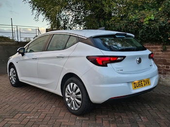 Used Vauxhall Astra 2016 for sale - 76461512: Photo
