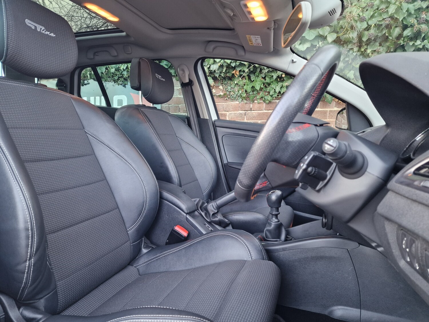 Used Renault Megane 2015 for sale - 77371734: Photo 10