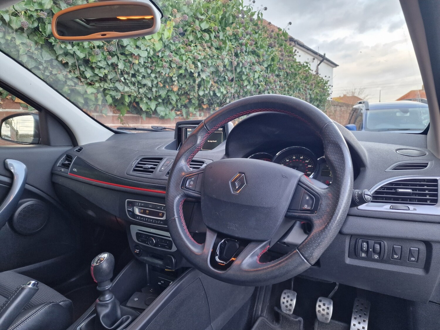 Used Renault Megane 2015 for sale - 77371734: Photo 11