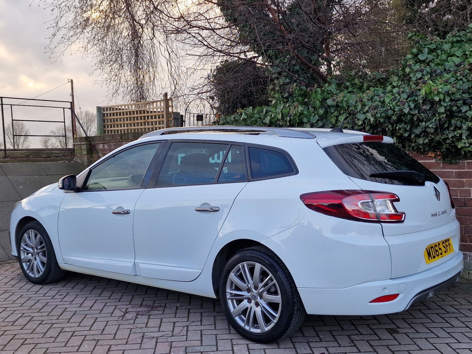 Used Renault Megane 2015 for sale - 77371734: Photo 3