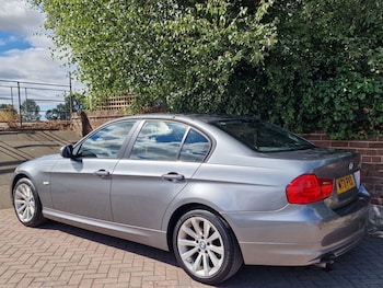 Used BMW 3 Series 2011 for sale - 79383724: Photo