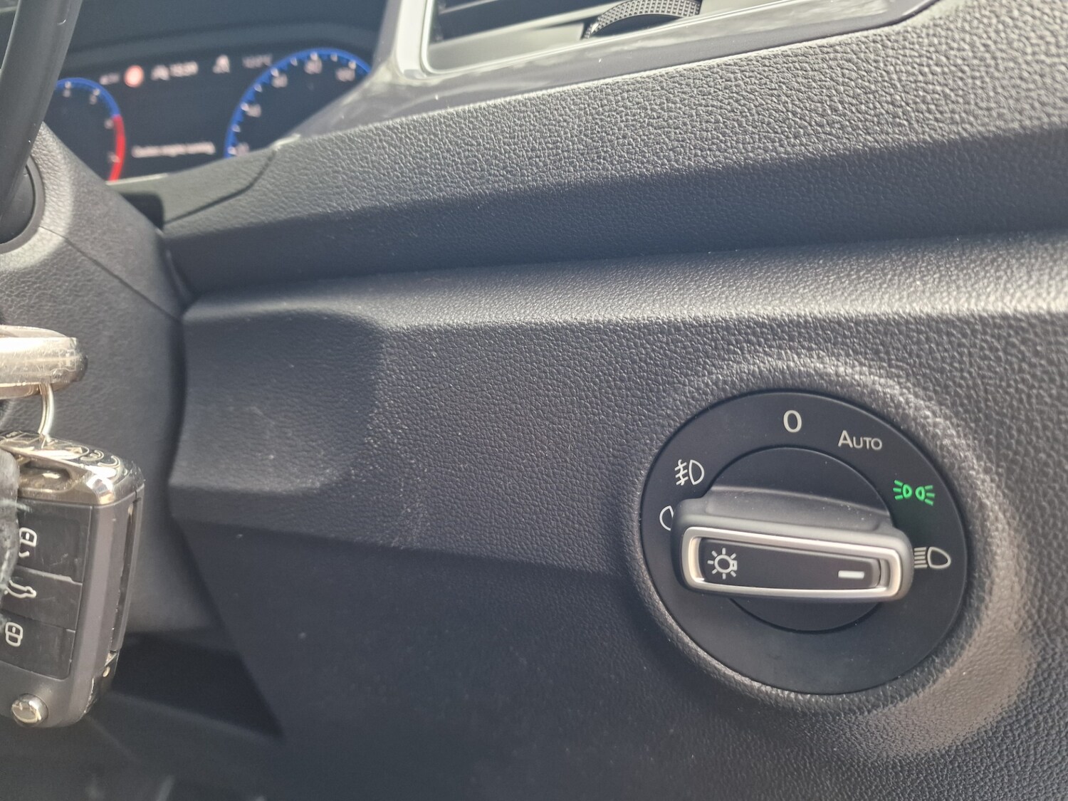 Used Volkswagen T-Roc 2021 for sale - 77998486: Photo 12