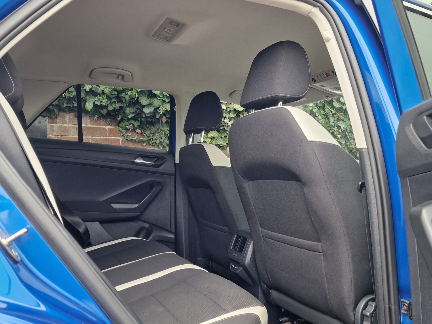 Used Volkswagen T-Roc 2021 for sale - 77998486: Photo 16