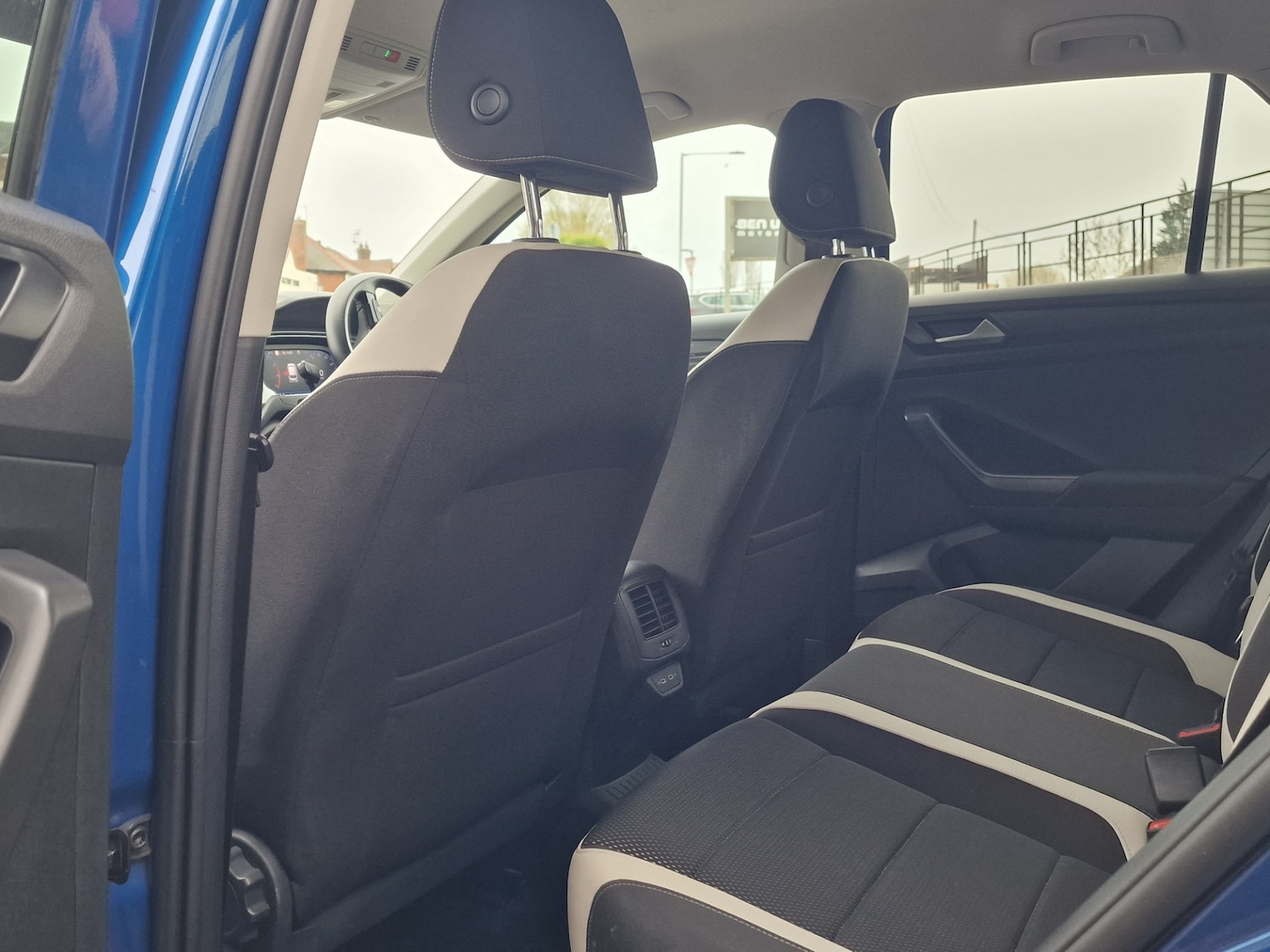 Used Volkswagen T-Roc 2021 for sale - 77998486: Photo 27