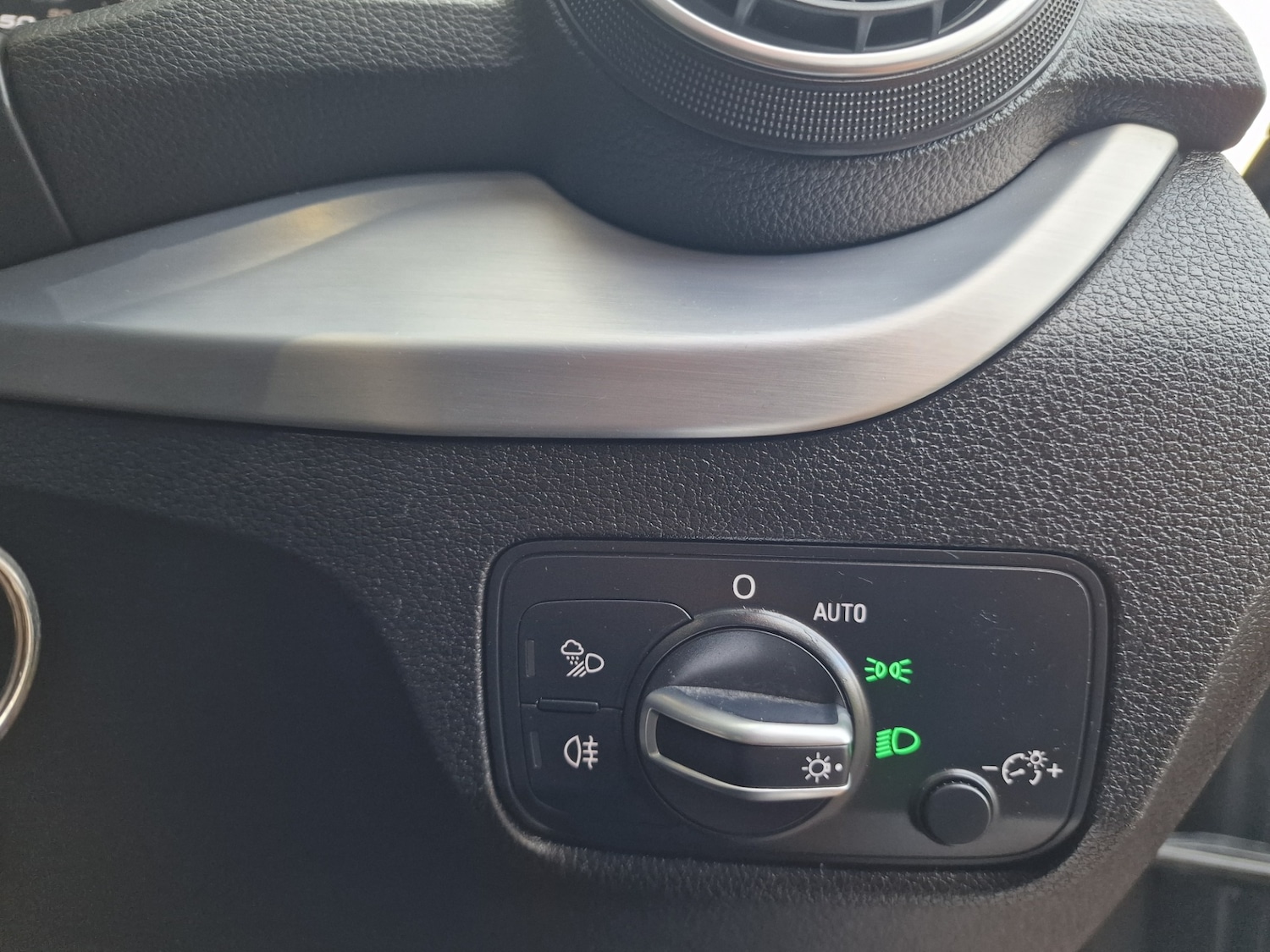 Used Audi Q2 2019 for sale - 76982604: Photo 12