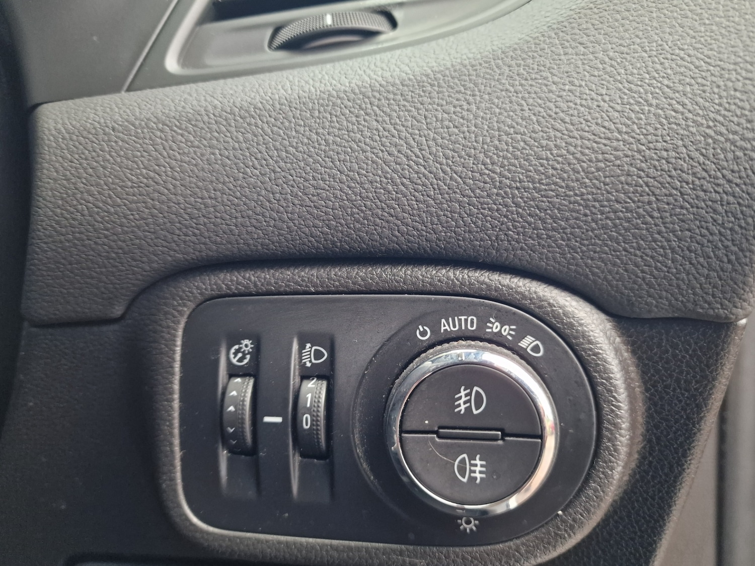 Used Vauxhall Zafira 2016 for sale - 76603731: Photo 10