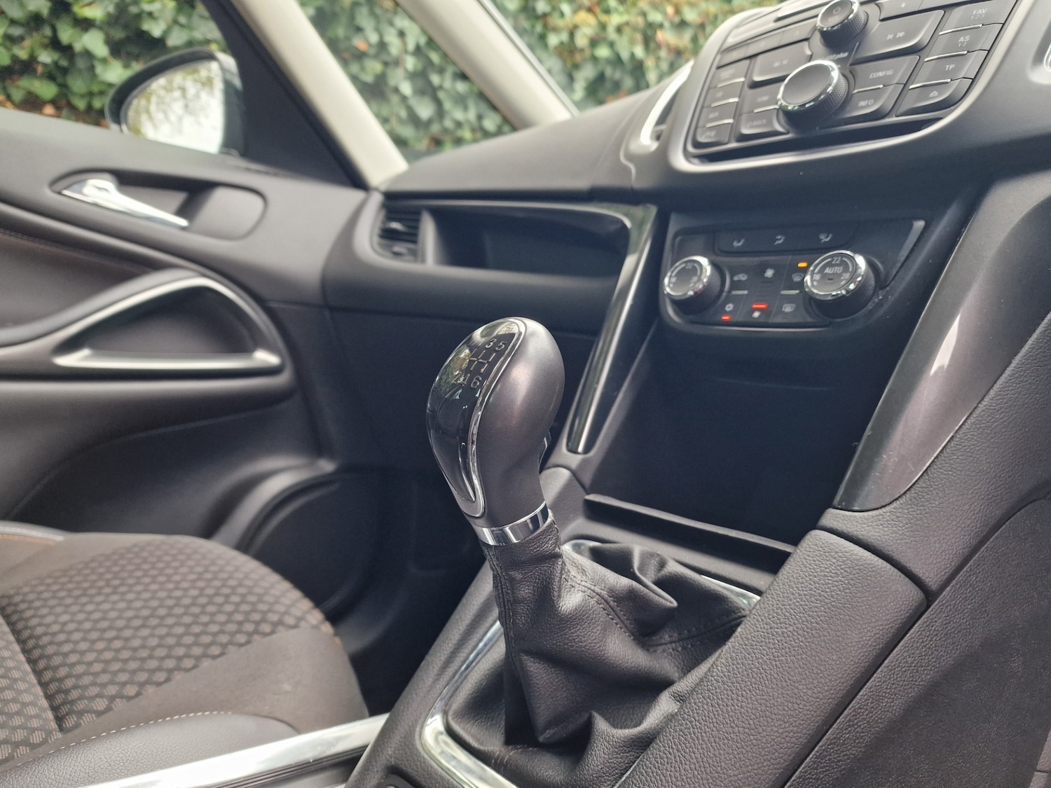 Used Vauxhall Zafira 2016 for sale - 76603731: Photo 9