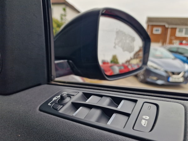 Used Land Rover Discovery Sport 2015 for sale - 76289685: Photo 13