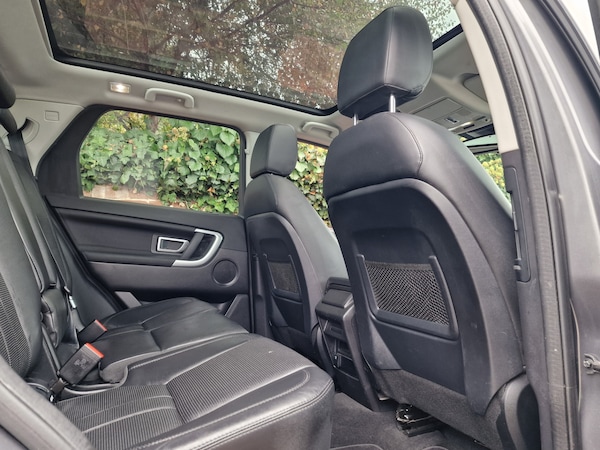 Used Land Rover Discovery Sport 2015 for sale - 76289685: Photo 19
