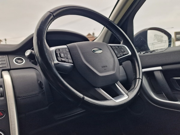 Used Land Rover Discovery Sport 2015 for sale - 76289685: Photo 29