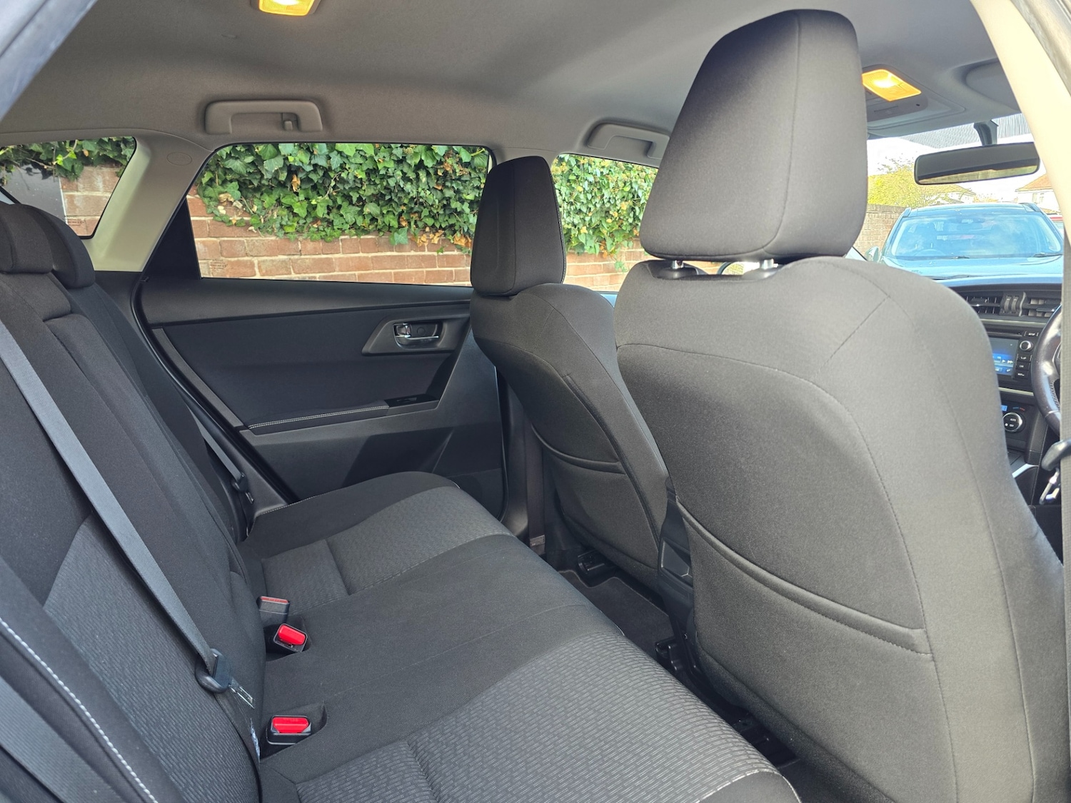 Used Toyota Auris 2015 for sale - 76518660: Photo 15