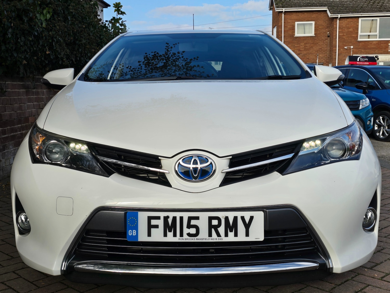 Used Toyota Auris 2015 for sale - 76518660: Photo 2