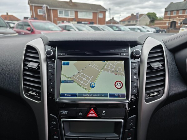 Used Hyundai i30 2015 for sale - 75760416: Photo 24