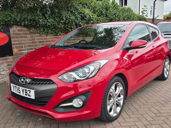 Used Hyundai i30 2015 for sale - 75760416: Photo 3