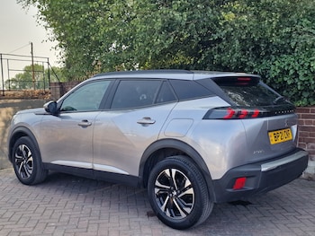 Used Peugeot 2008 2021 for sale - 79383716: Photo