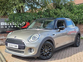 Used MINI Hatch 2019 for sale - 79801320: Photo