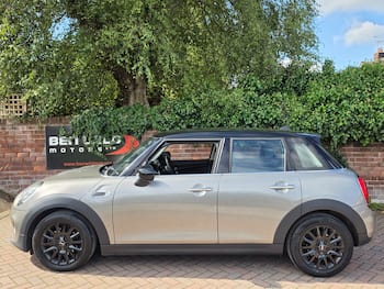 Used MINI Hatch 2019 for sale - 79801320: Photo