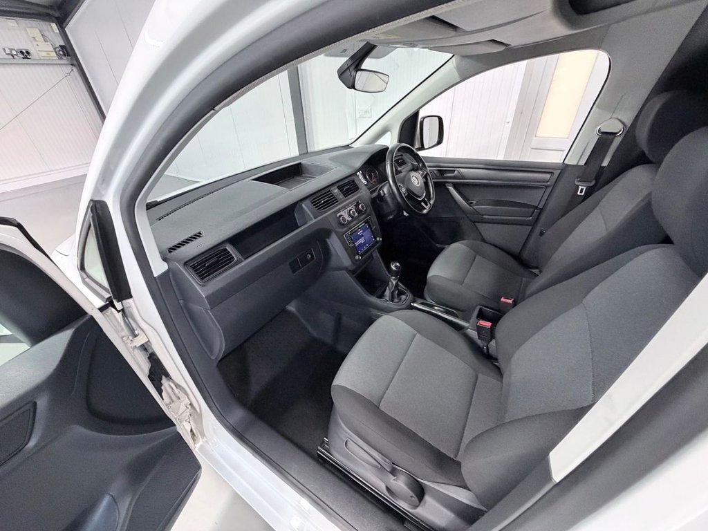 Used Volkswagen Caddy 2018 for sale - 76496633: Photo 9