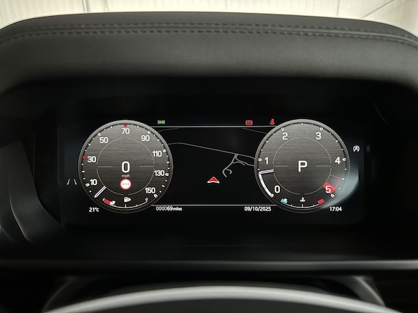 Used Land Rover Defender 2025 for sale - 76235793: Photo 22