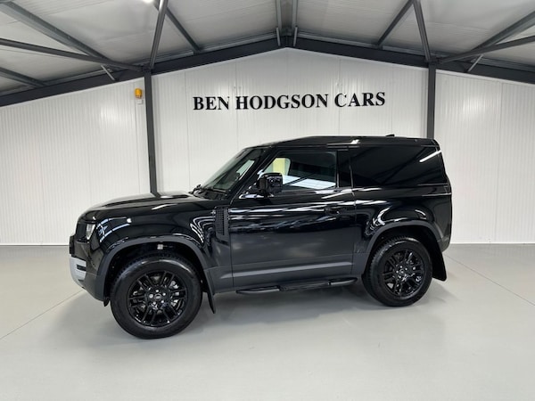 Used Land Rover Defender 2025 for sale - 76235793: Photo 3