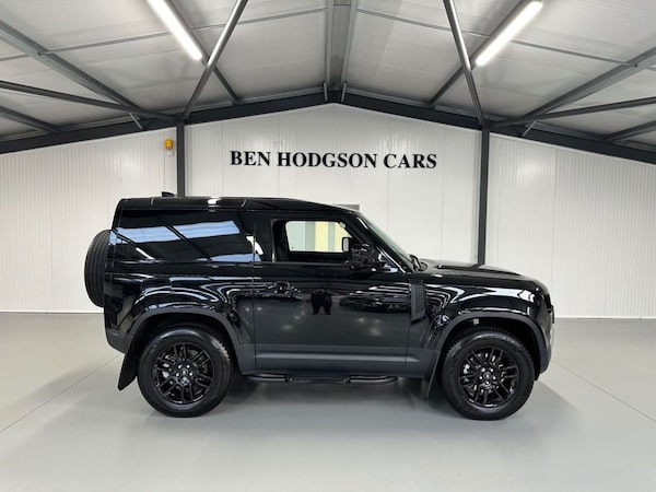 Used Land Rover Defender 2025 for sale - 76235793: Photo 5