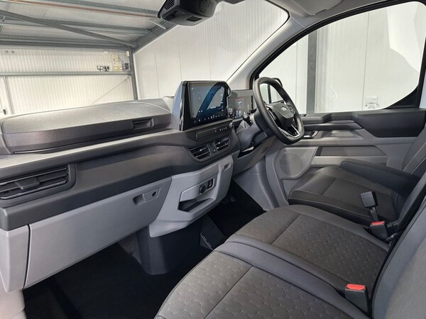 Used Ford Transit Custom 2025 for sale - 76322953: Photo 14