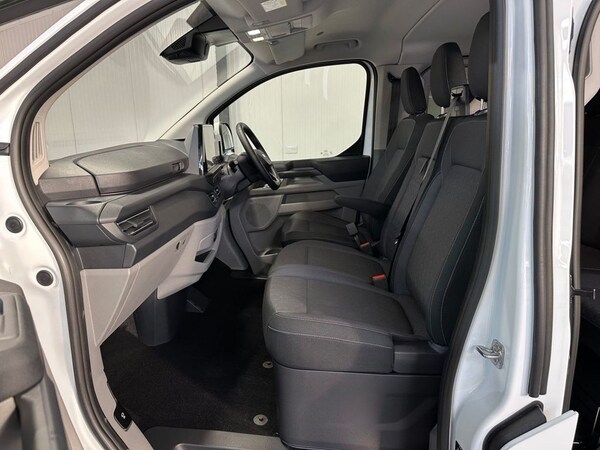 Used Ford Transit Custom 2025 for sale - 76322953: Photo 15