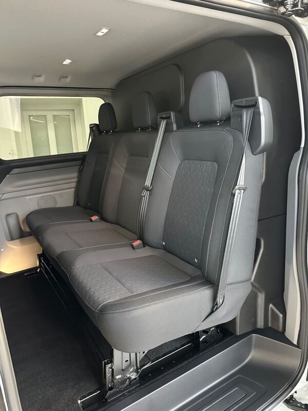 Used Ford Transit Custom 2025 for sale - 76322953: Photo 17