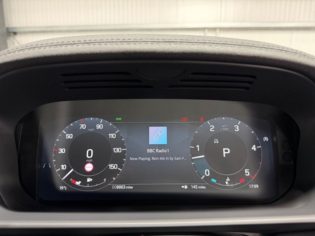 Used Land Rover Discovery 2025 for sale - 76582386: Photo 27