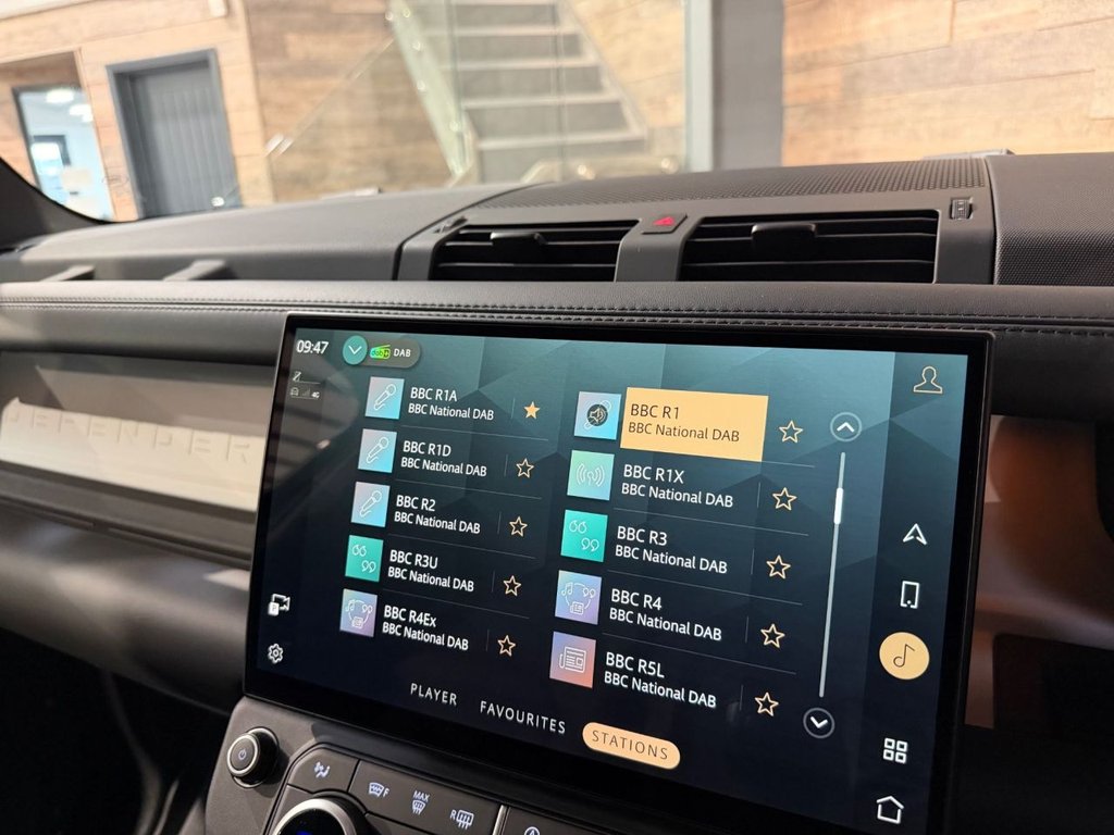 Used Land Rover Defender 110 2026 for sale - 78181804: Photo 14