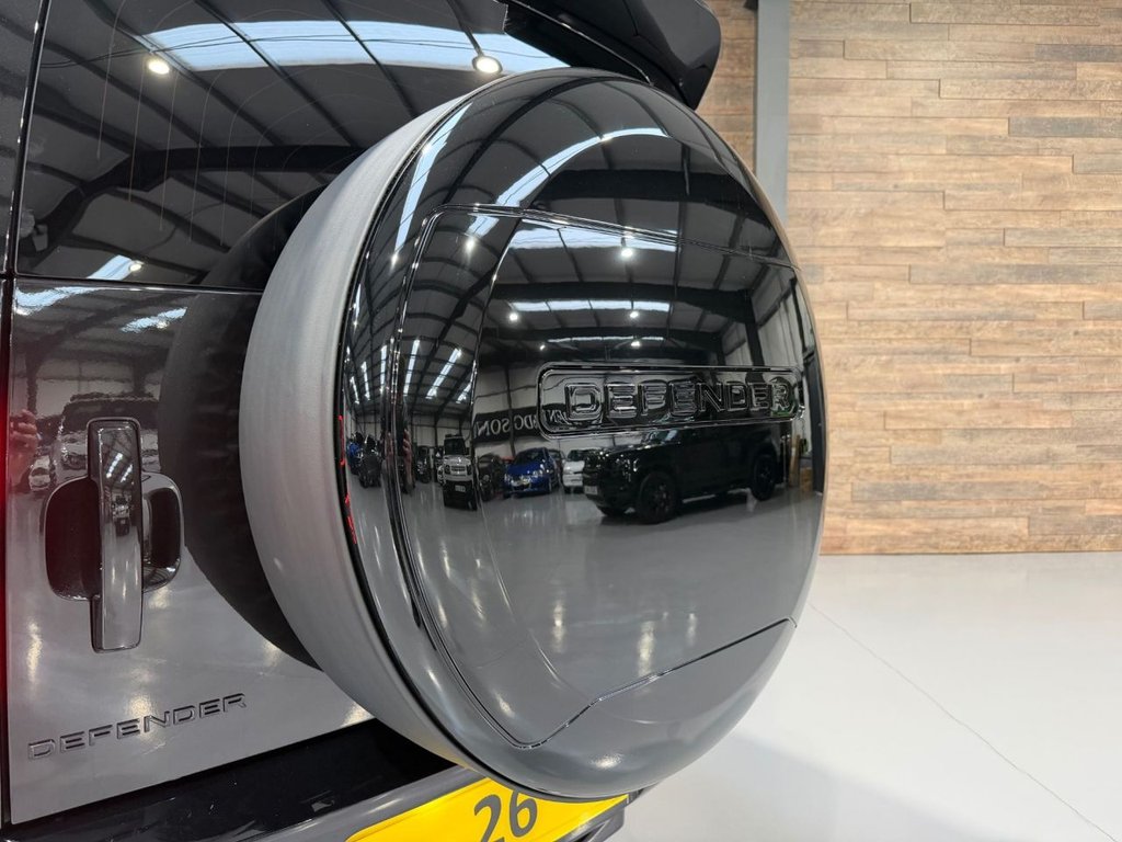 Used Land Rover Defender 110 2026 for sale - 78181804: Photo 30
