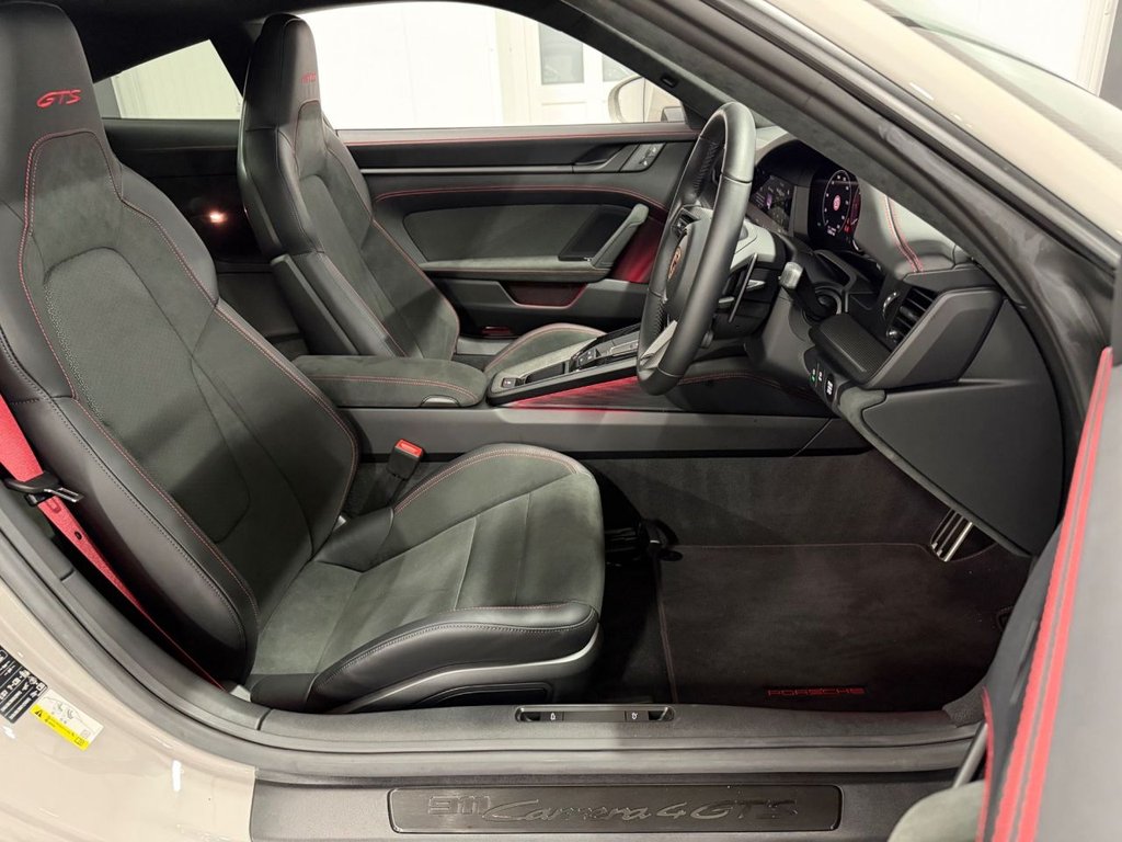 Used Porsche 911 2025 for sale - 77480172: Photo 11