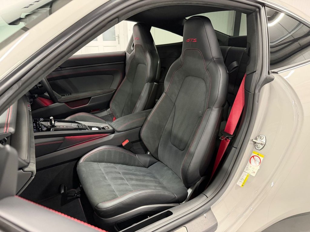 Used Porsche 911 2025 for sale - 77480172: Photo 18