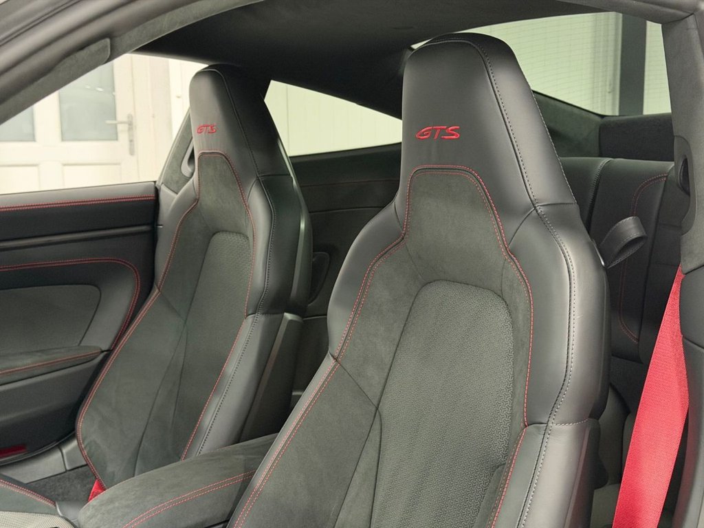 Used Porsche 911 2025 for sale - 77480172: Photo 19