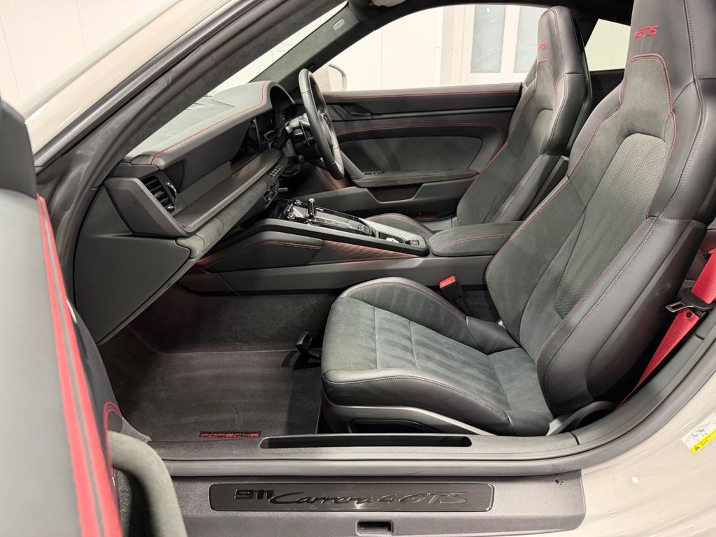 Used Porsche 911 2025 for sale - 77480172: Photo 21