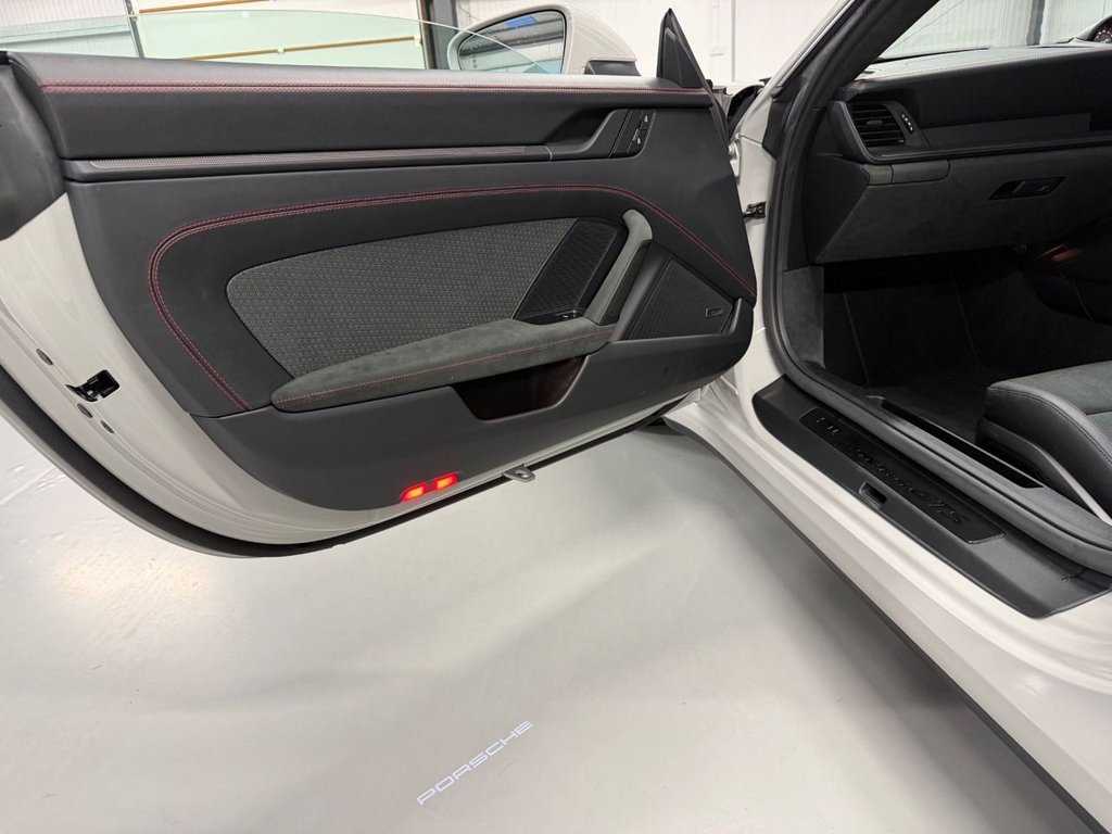 Used Porsche 911 2025 for sale - 77480172: Photo 36