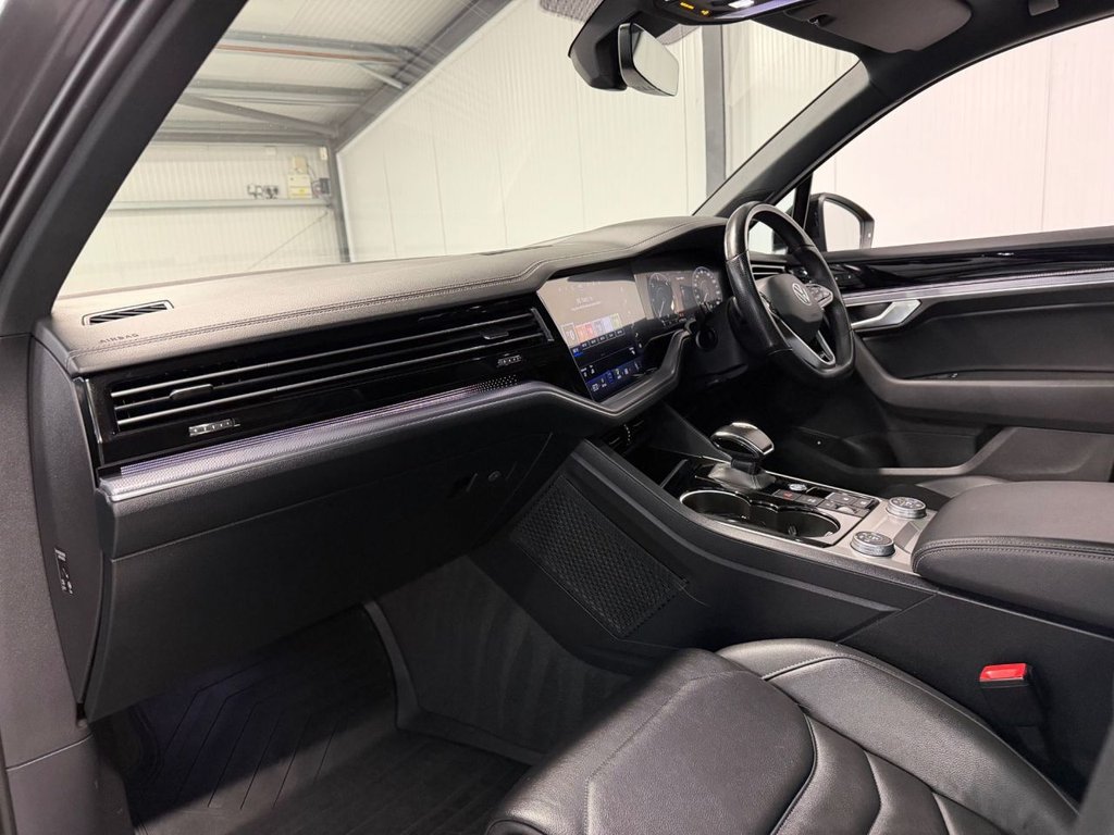 Used Volkswagen Touareg 2021 for sale - 77576076: Photo 15