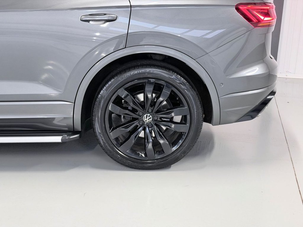 Used Volkswagen Touareg 2021 for sale - 77576076: Photo 31