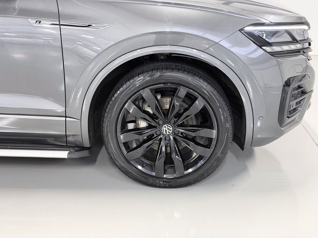 Used Volkswagen Touareg 2021 for sale - 77576076: Photo 33