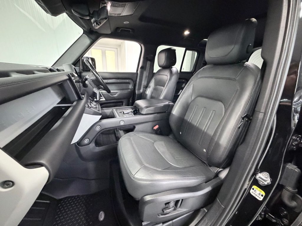Used Land Rover Defender 2021 for sale - 76855223: Photo 12