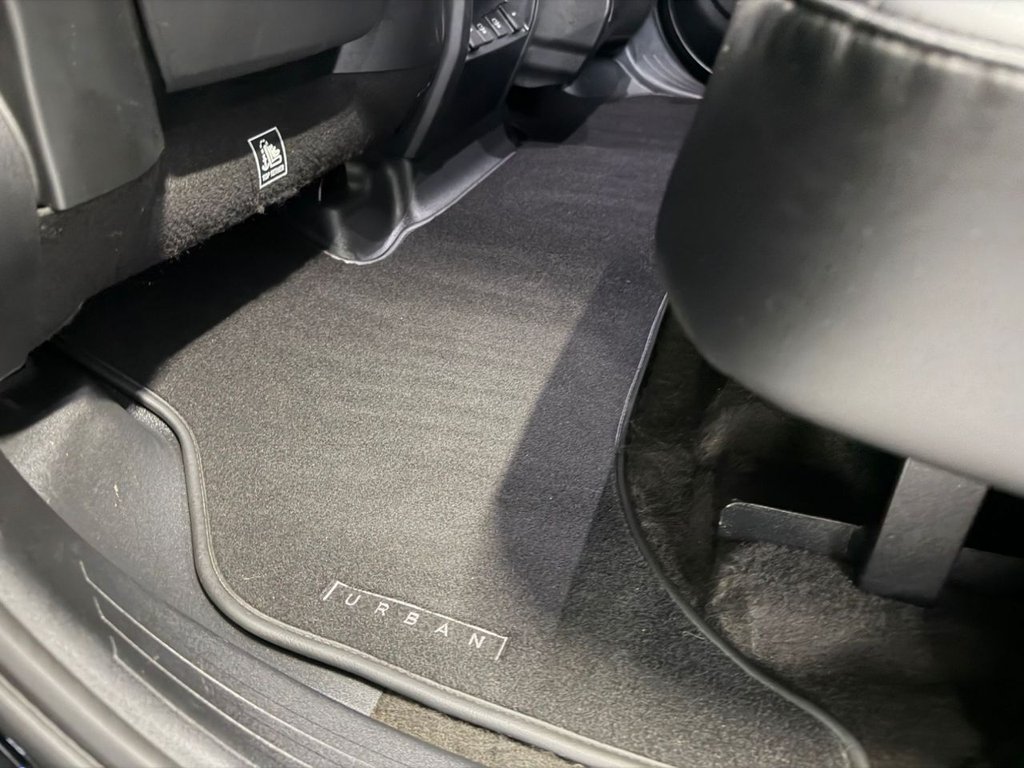 Used Land Rover Defender 2021 for sale - 76855223: Photo 18