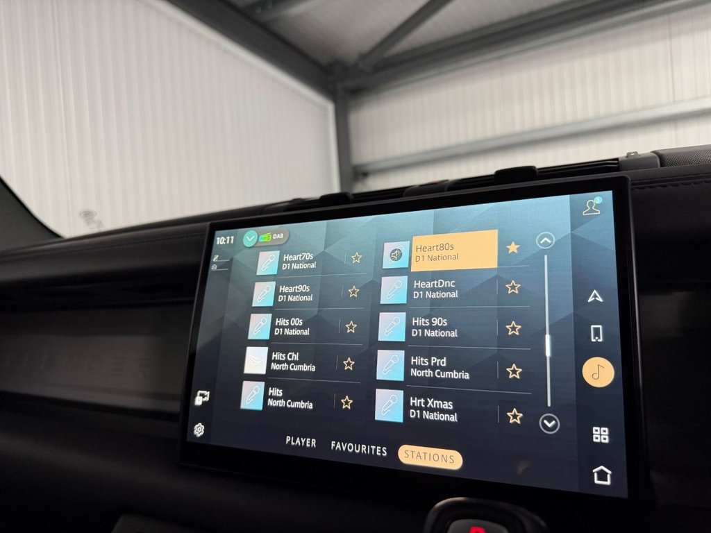 Used Land Rover Defender 2021 for sale - 76855223: Photo 21