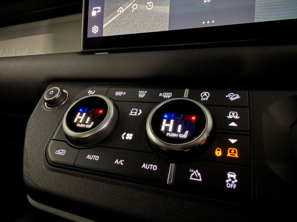 Used Land Rover Defender 2021 for sale - 76855223: Photo 26