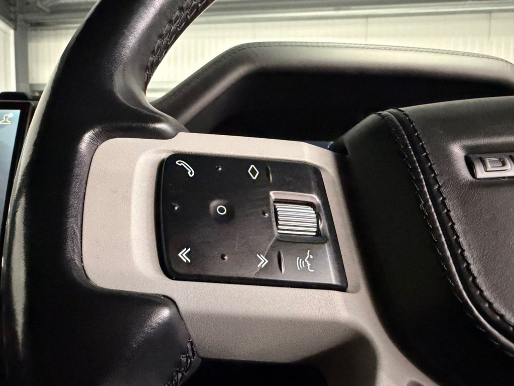Used Land Rover Defender 2021 for sale - 76855223: Photo 27