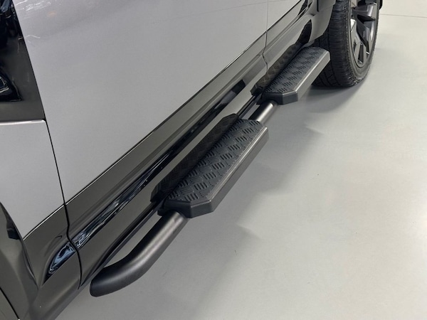 Used Land Rover Defender 2024 for sale - 76322886: Photo 32